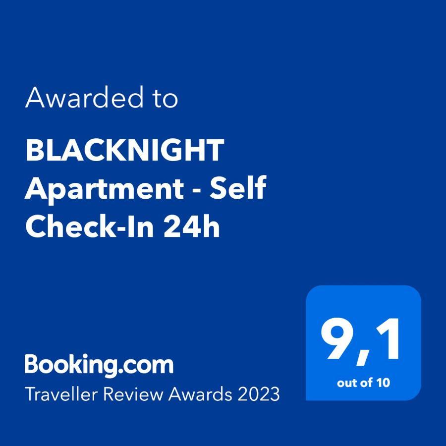 Blacknight Apartment - Self Check-In 24H Wrocław Exteriör bild