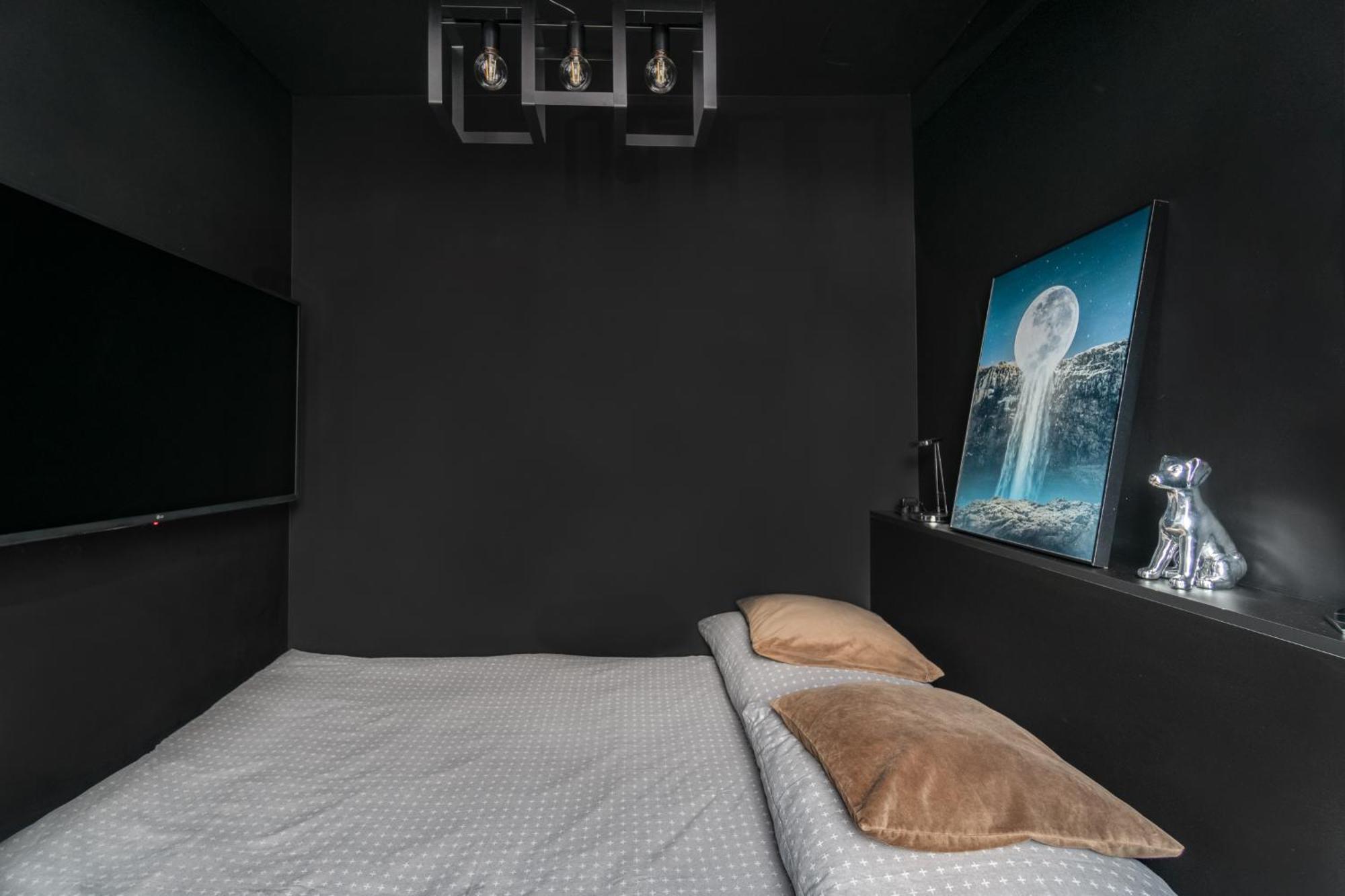 Blacknight Apartment - Self Check-In 24H Wrocław Exteriör bild